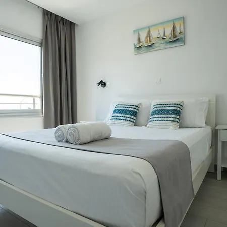 Sea Breeze פאפוס